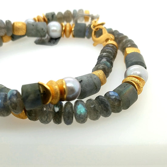 8MM Labradorite & Grey Pearl Necklace