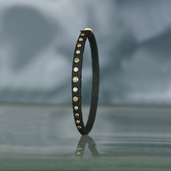 Pebble Bold Diamond Hinged Cuff