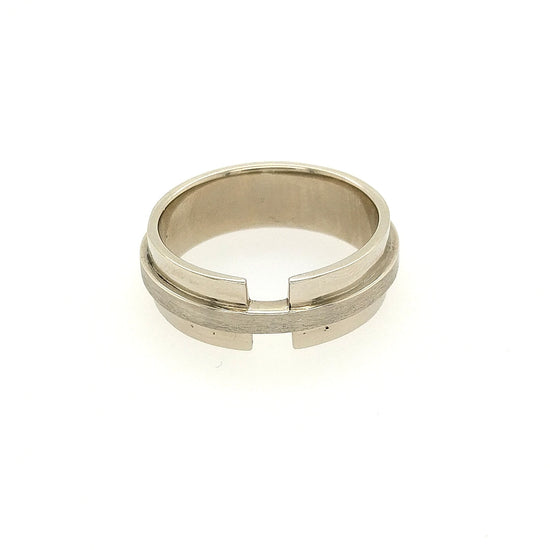 Gold Ring with Cut-Out